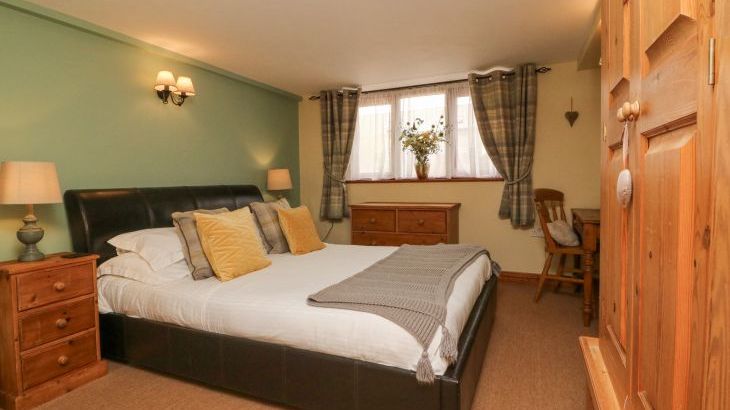 Apple Barn - Photo 19