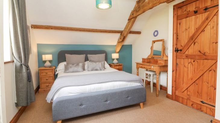 Apple Barn - Photo 28