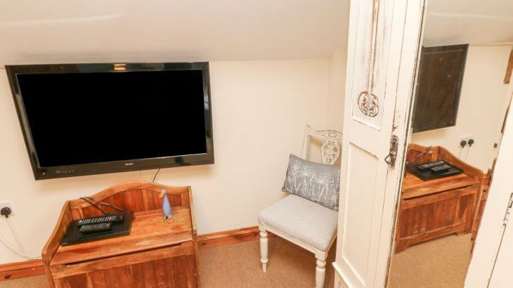 Apple Barn - Photo 30