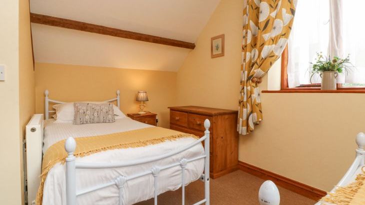 Apple Barn - Photo 32