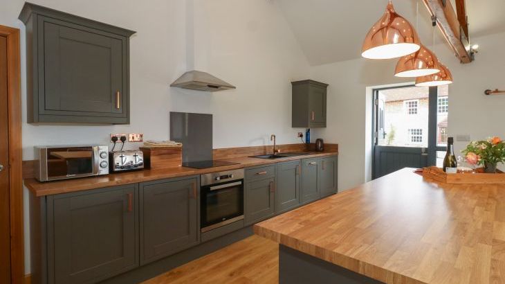 Swallows Nest - Photo 12