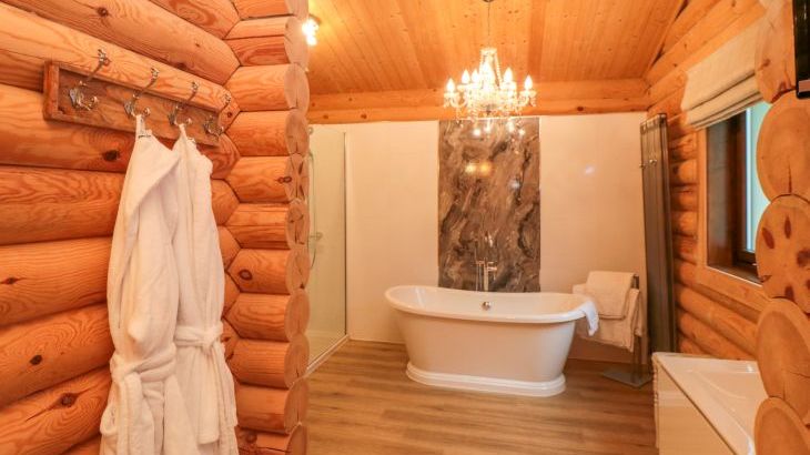 Wainstones Lodge 2 - Photo 11