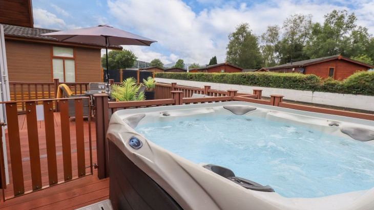 Black Dog Lodge - Photo 1