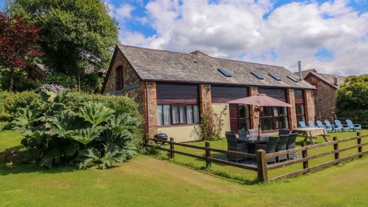 Apple Barn - Main Photo