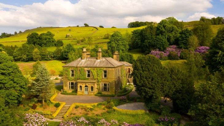 Moorlands Manor - Main Photo