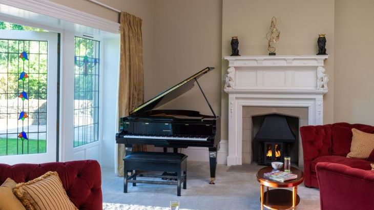 Moorlands Manor - Photo 4