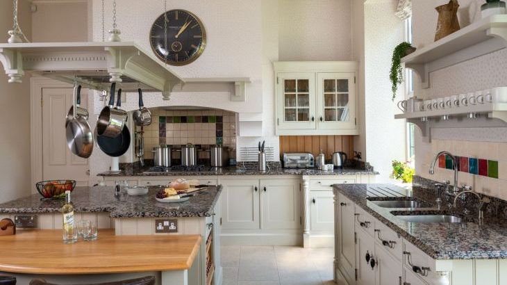 Moorlands Manor - Photo 5