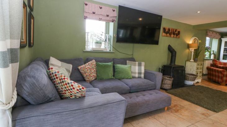 Nant-yr-Rhedyn - Photo 17