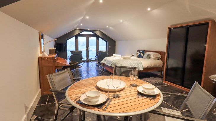 The Boat House at Louper Weir - Photo 2