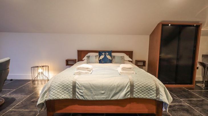 The Boat House at Louper Weir - Photo 4