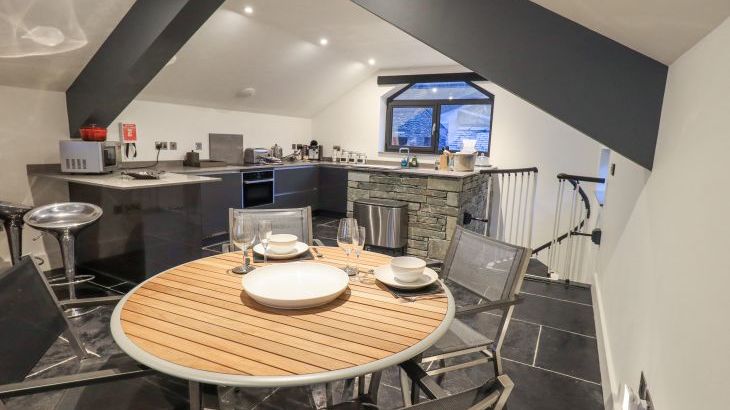 The Boat House at Louper Weir - Photo 8