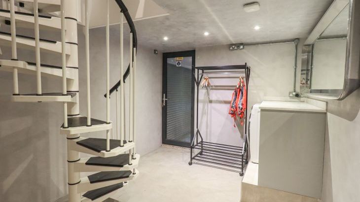 The Boat House at Louper Weir - Photo 12