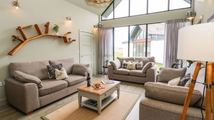 Restharrow Lodge - Photo 6