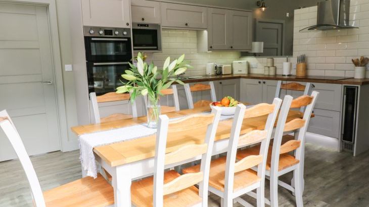 Restharrow Lodge - Photo 13