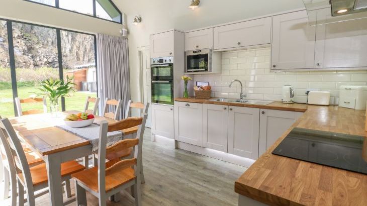 Restharrow Lodge - Photo 15