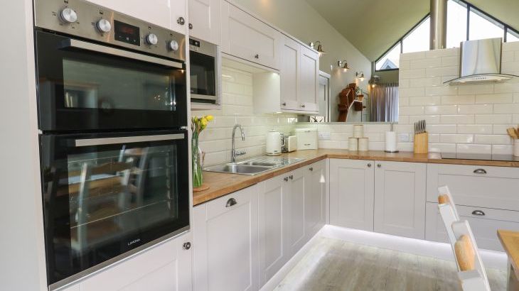 Restharrow Lodge - Photo 17