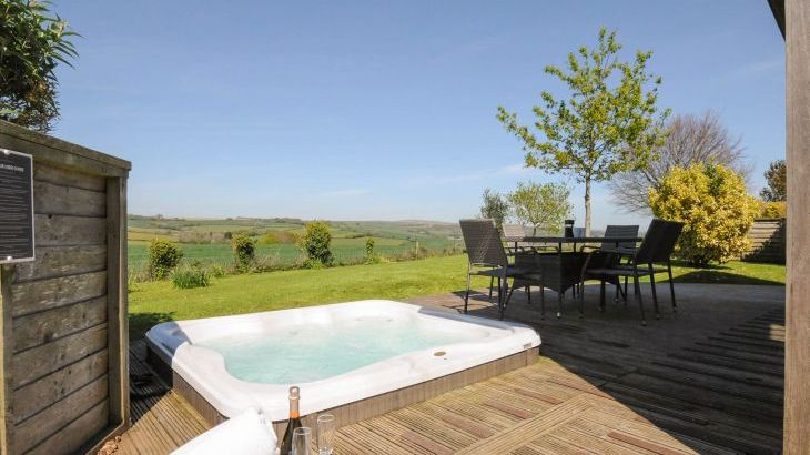 4 Horizon View - Main Photo