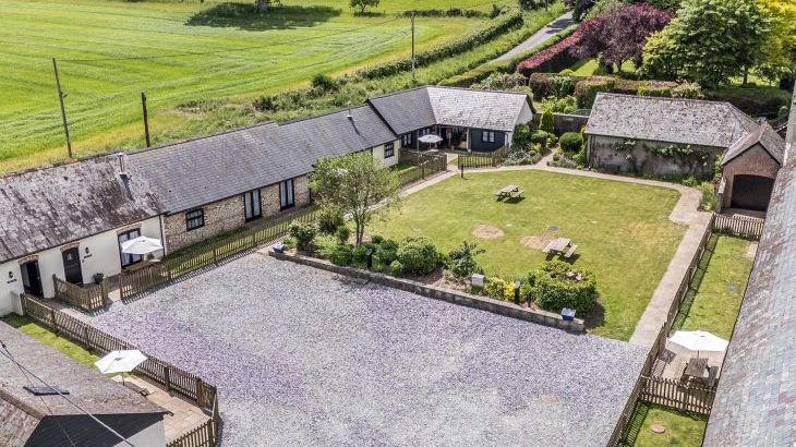 The Old Cart Shed - Photo 1