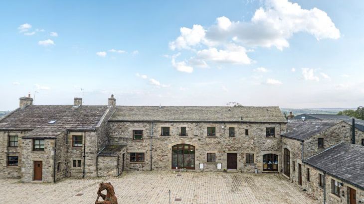 Orcaber Farmhouse - Photo 42