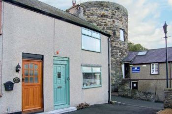 Jasmin Quayside Cottage, Conwy