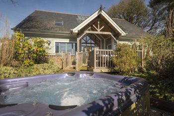 Court Lodge, Hillfield Village, Devon