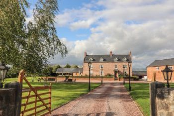Rhandregynwen Hall, Powys