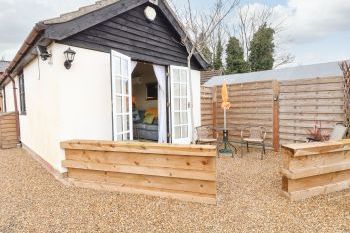 Red Brick Retreat, Suffolk