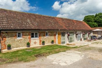 Pet-Friendly Upper Seagry Holiday Barn, Wiltshire,  England