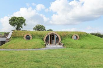 Tan Y Wawr - Derwen, Powys,  Wales